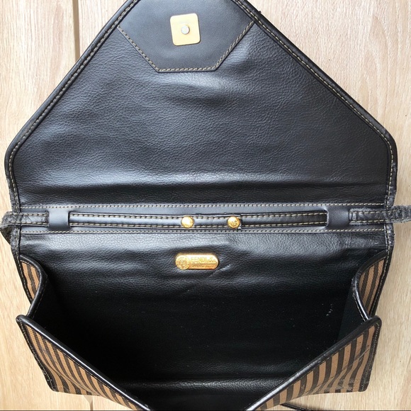 SOLD 🥳 - Picture 3 of 8